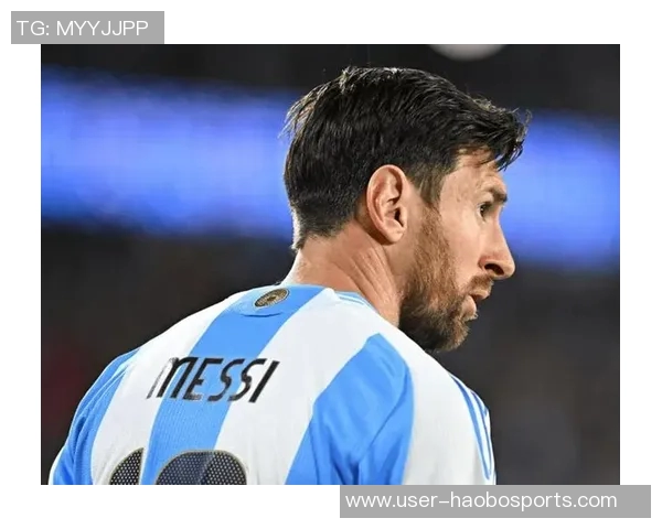 梅西挺身而出对抗肘击事件教育阿根廷老乡维护比赛公正