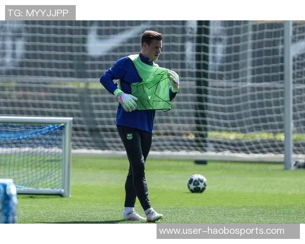 赫罗纳全力追求特尔施特根维拉与巴萨未展开谈判